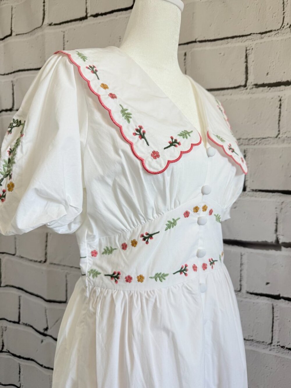 NWT Caroline Constas White Floral Embroidered Puff Sleeve Mini Dress Size 6 - Picture 7 of 16